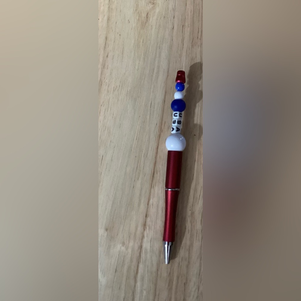 USA beaded pen